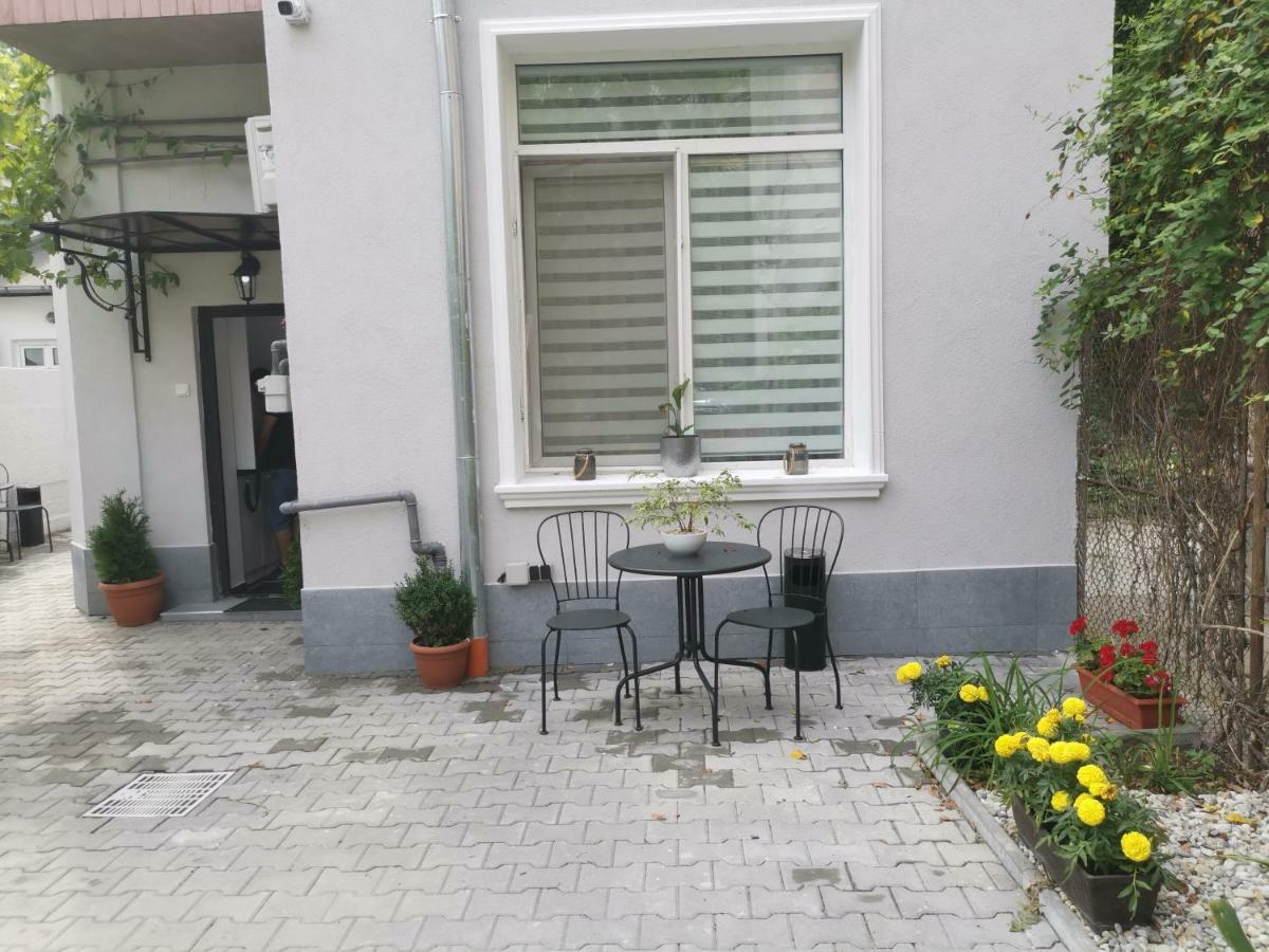 Maison 33 Bukurešť Exteriér fotografie